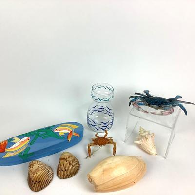 1115 Nautical Lot with Crabs and Shells