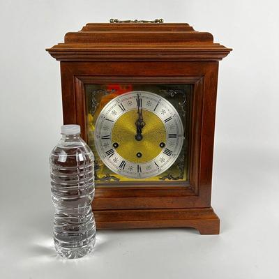 1123 Vintage Urgos German UW6/36 Bracket Mantle Clock