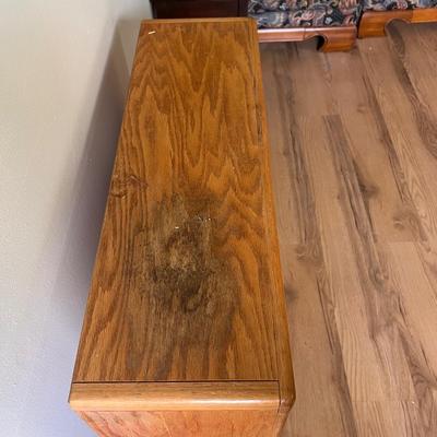 Small Wooden Hutch (D-DZ)