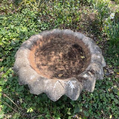 Sunflower Cement Birdbath (BY-MG)