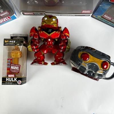 1125 Marvel Funko Pop Figurines Lot