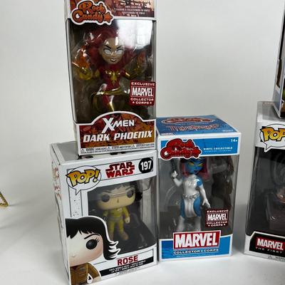 1125 Marvel Funko Pop Figurines Lot
