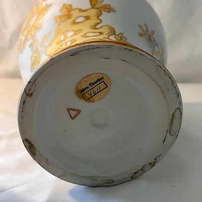Set of Two Ginger Jars (D-DZ)