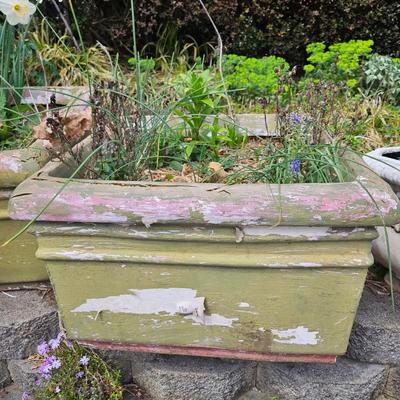 Assortment of Planters (BY-DW)