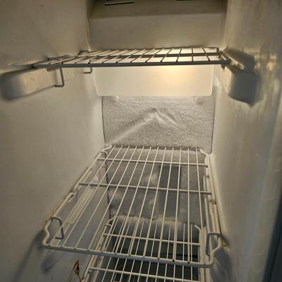 GE 25 CU Foot Side by Side Refrigerator/Freezer (G2-JS)
