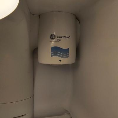 GE 25 CU Foot Side by Side Refrigerator/Freezer (G2-JS)