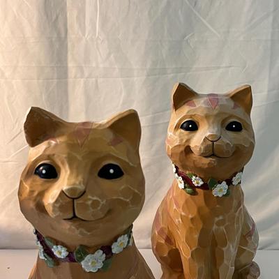 Set of Four Cat Statues (D-DZ)