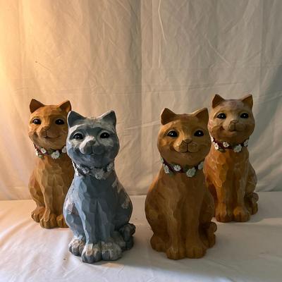 Set of Four Cat Statues (D-DZ)