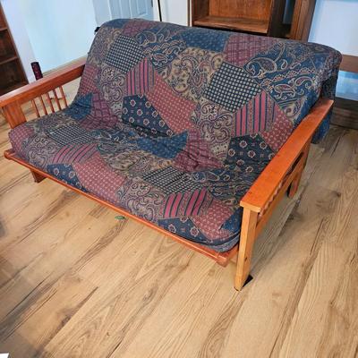Wooden Futon and Mattress (UD-DW)