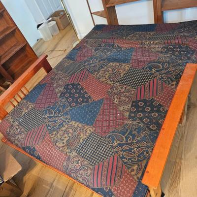 Wooden Futon and Mattress (UD-DW)