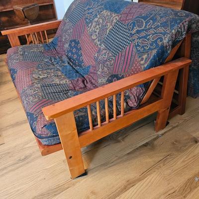 Wooden Futon and Mattress (UD-DW)