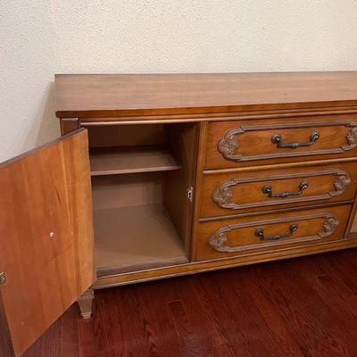 BASSETT ~ Solid Wood Buffet ~ *Read Details