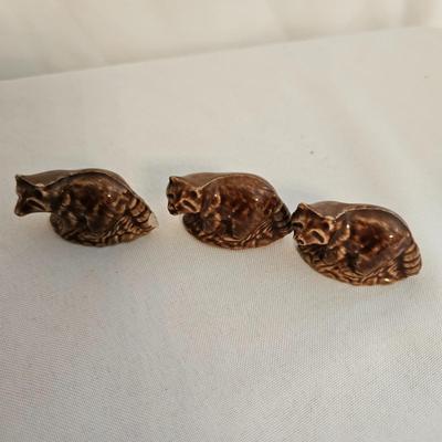Wade of England Ceramic Animals (UD-DW)
