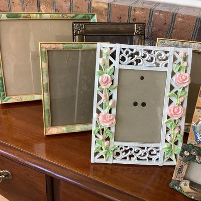 Frames lot 2