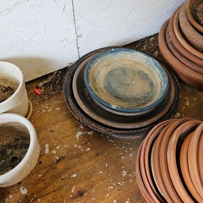 Lots of Pots - Terra Cotta Saucers And Planting Pots (G2-JS)