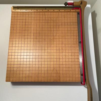 Ingento Paper Cutter Model 1131-1132