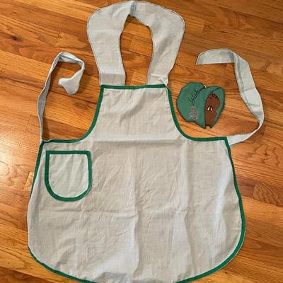 Vintage Hot Pad and Apron