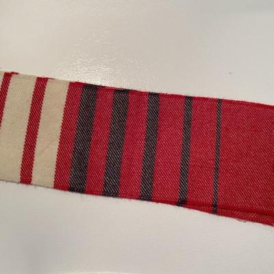 1940s Childs Wood Scarf