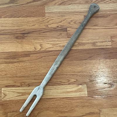 Primitive Wooden Washtub Stick