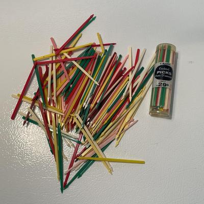 Vintage Spir-it Plastic Cocktail Picks