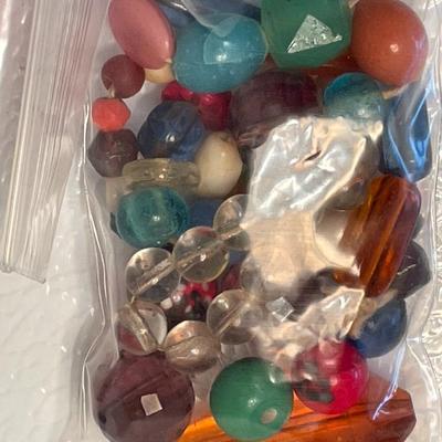 170+ Vintage Mostly Glass Beads