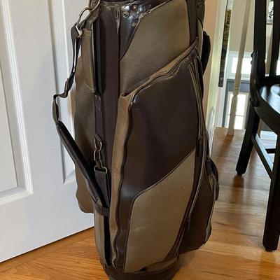 Set of TaylorMade Golf Clubs with Bag