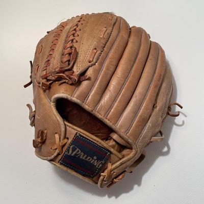 1990s Spaulding Glove for a Lefty