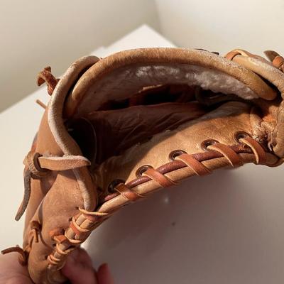 1990s Spaulding Glove for a Lefty