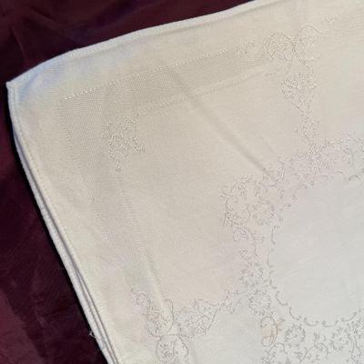 8 Linen Napkins