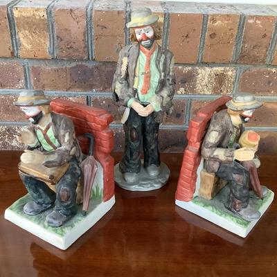 Emmett Kelly Jr clowns