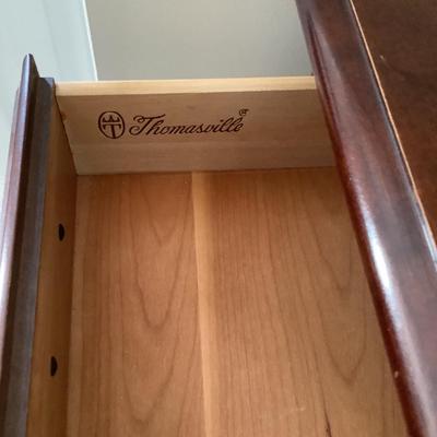 Thomasville dresser 33â€H 61â€W 20â€depth, mirror 50â€H 28â€depth