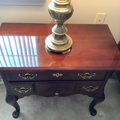 2 Thomasville nightstands 27â€H 30â€W 17â€depth