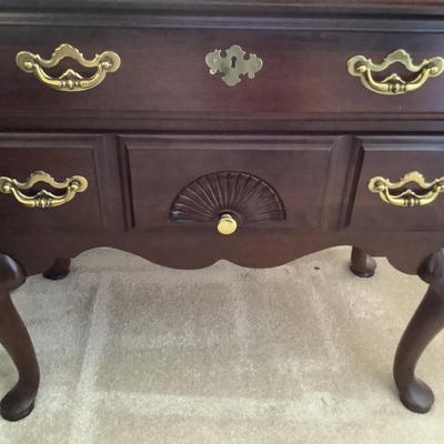 2 Thomasville nightstands 27â€H 30â€W 17â€depth