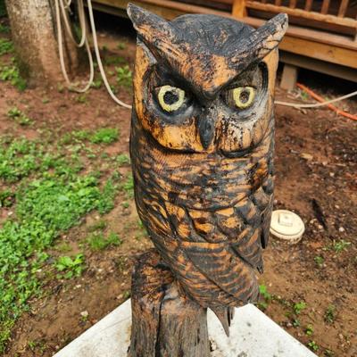 Chainsaw Carved Wood Owl Statute