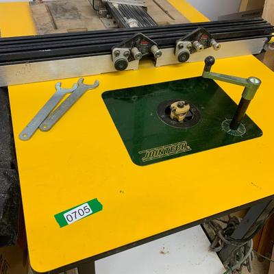 Jointech Router Table w/ Routers and Shopvacs