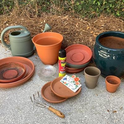 Plant pot lot