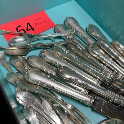 Lunt Sterling flatware set