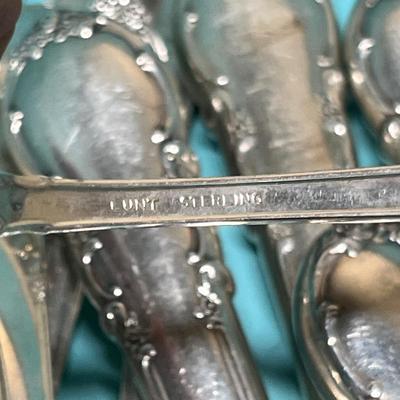 Lunt Sterling flatware set