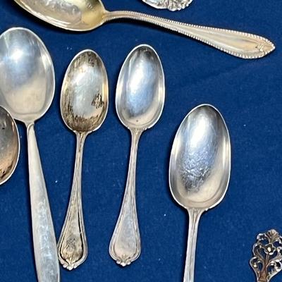Assorted sterling silver flatware