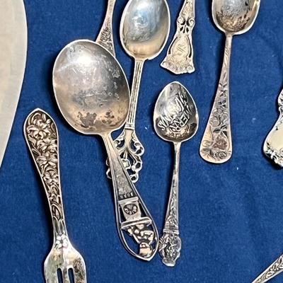 Assorted sterling silver flatware