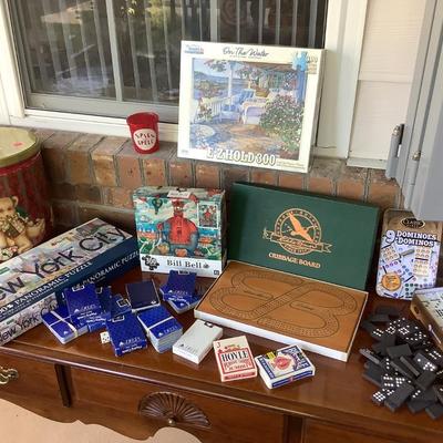 Game lot Eddie Bauer cribbage, puzzles, dominoes, cards