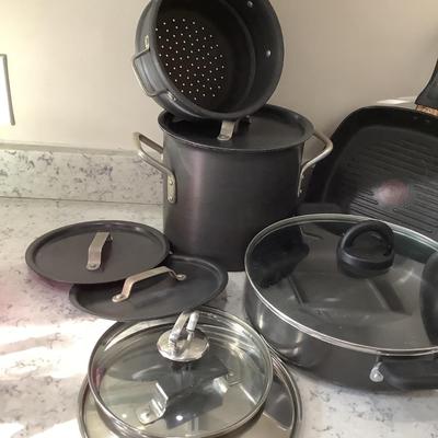 Commercial aluminum cookware pots lot 2