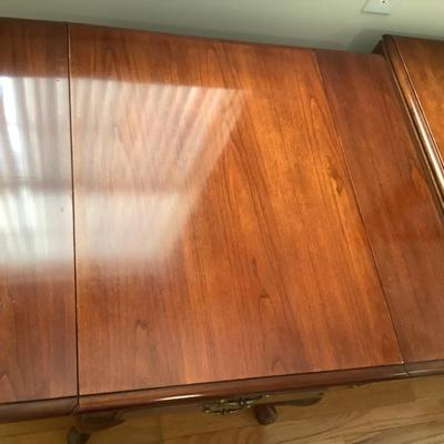 2- Thomasville drop leaf end/side tables, 1 drawer each, 24â€H 21â€ x 28â€- 35â€ with leaves up