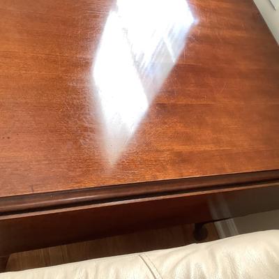 2- Thomasville drop leaf end/side tables, 1 drawer each, 24â€H 21â€ x 28â€- 35â€ with leaves up