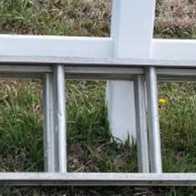 26â€™ Extension Ladder