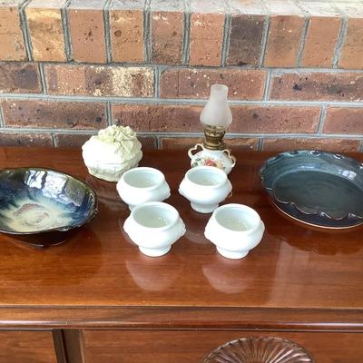 2 pottery pieces lot