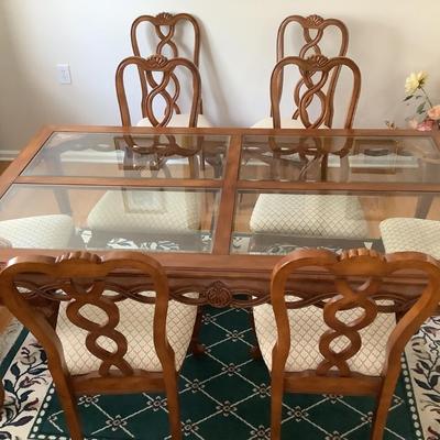 Dining table 30â€H 42â€ x 73â€ & 8 chairs