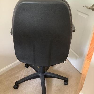 Fabric office chair 42â€H 26â€W 22â€depth