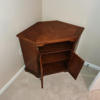 Corner Media Center Cabinet 36x21x30