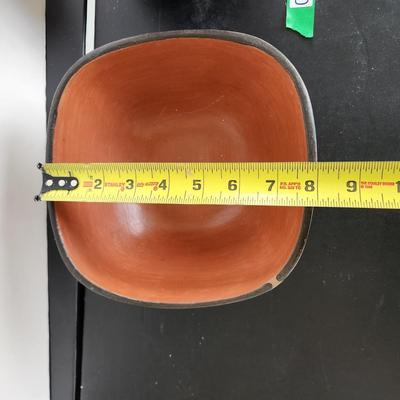 Lot of 5 Native American Pottery Signed By Artist